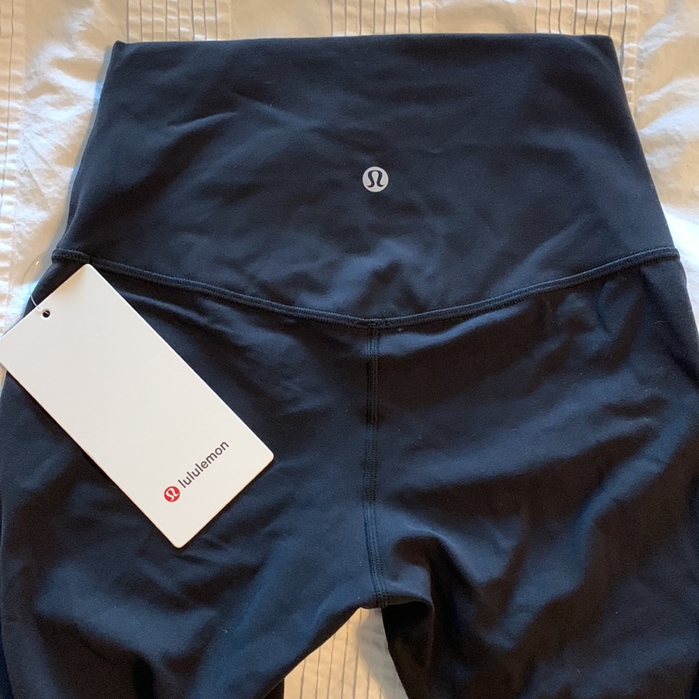 Lululemon align HR crop 21”